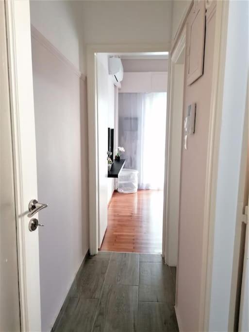 Koukaki Cozy Apartment 5 Minutes To Metro Афины Экстерьер фото
